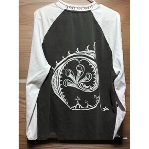 Erehwon Reincarnation Lg Raglan Long Sleeve Green Cream Paisley Hindi Large Used